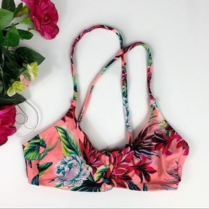 Xhilaration Floral Tropical Wireless Bikini Top M